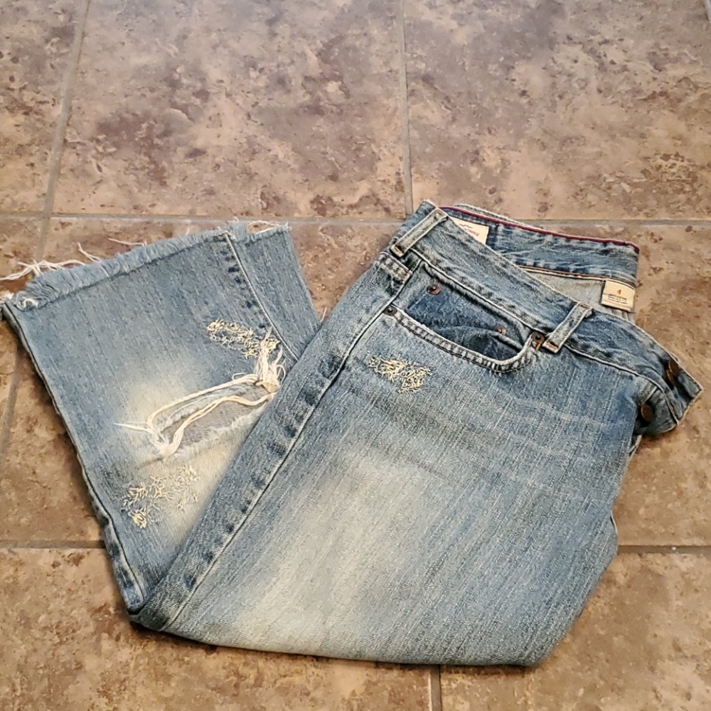 Women's Capri Pants